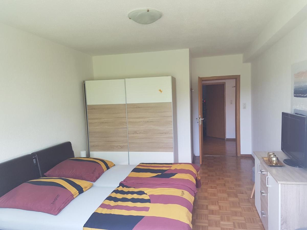 Rauszeit-Toroni Apartment Niedenstein ภายนอก รูปภาพ